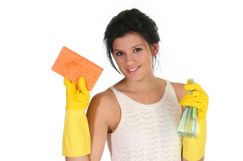 End of tenancy cleaning in a modern apartment
